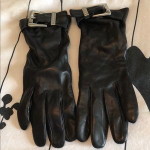 Michael Kors women’s leather gloves